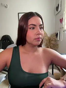 Snapshot of Zarahs_Blare1 chatting on 07-12-26, 10:01 Zarahs Blare1 online show from 07-12-26, 10:01