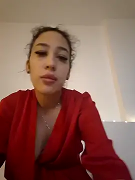 Snapshot of Byanca199 chatting on 12-15-25, 05:50 Byanca199 online show from 12-15-25, 05:50