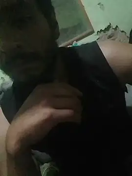 Snapshot of mavyz56 chatting on 05-28-26, 11:35 mavyz56 online show from 05-28-26, 11:35