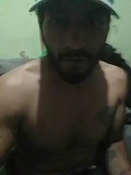 Snapshot of mavyz56 chatting on 06-10-26, 04:45 mavyz56 online show from 06-10-26, 04:45