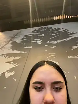 Snapshot of ErikaMurr chatting on 12-16-25, 03:55 ErikaMurr online show from 12-16-25, 03:55