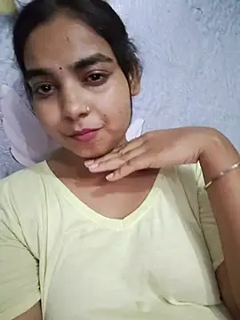 Snapshot of Himani_0122 chatting on 06-27-26, 06:13 Himani 0122 online show from 06-27-26, 06:13