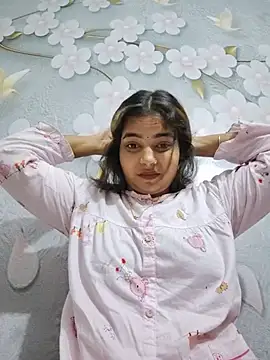 Snapshot of Himani_0122 chatting on 07-05-26, 09:05 Himani 0122 online show from 07-05-26, 09:05