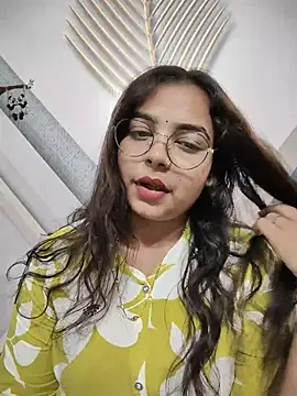 Snapshot of Himani_0122 chatting on 07-09-26, 09:57 Himani 0122 online show from 07-09-26, 09:57
