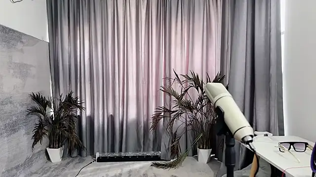 Snapshot of hafabva chatting on 06-05-26, 02:18 hafabva online show from 06-05-26, 02:18