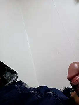 Snapshot of big_dick_fuker123 chatting on 12-15-25, 01:04 big dick fuker123 online show from 12-15-25, 01:04