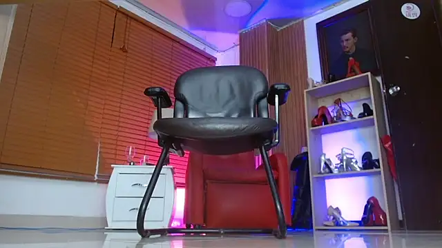 paola xm online show from 03-27-26, 10:26