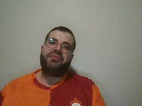 kkadam1 online show from 04-20-26, 03:04