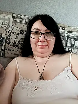 MariSwan222 online show from 05-17-26, 06:33