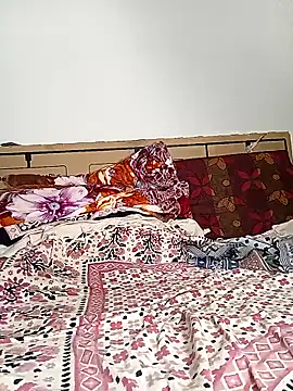 Snapshot of vickitelugu69 chatting on 12-20-25, 09:38 vickitelugu69 online show from 12-20-25, 09:38