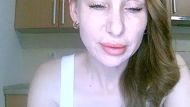 GlarysLoveress online show from 12-19-25, 12:28