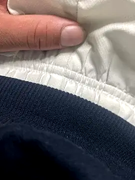 Snapshot of huffies_cam chatting on 12-16-25, 11:48 huffies cam online show from 12-16-25, 11:48