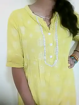 Snapshot of Kavya79 chatting on 12-16-25, 09:47 Kavya79 online show from 12-16-25, 09:47