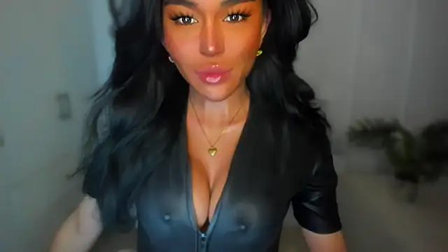 Snapshot of mxshemale_ladyboy chatting on 01-06-25, 05:59 mxshemale ladyboy online show from 01-06-25, 05:59