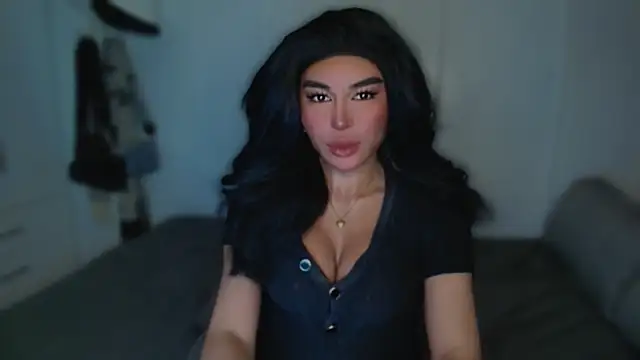 Snapshot of mxshemale_ladyboy chatting on 03-06-25, 01:37 mxshemale ladyboy online show from 03-06-25, 01:37