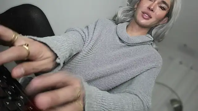 mxshemale ladyboy online show from 04-07-26, 10:48