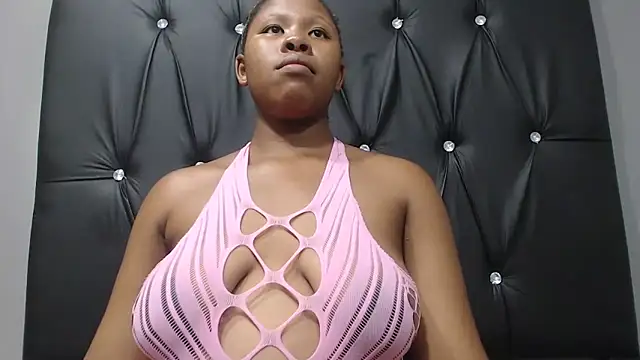 Snapshot of TemptingCloeXx chatting on 02-25-26, 07:34 TemptingCloeXx online show from 02-25-26, 07:34