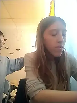 Snapshot of Briar_y_Blair chatting on 01-11-26, 02:44 Briar y Blair online show from 01-11-26, 02:44