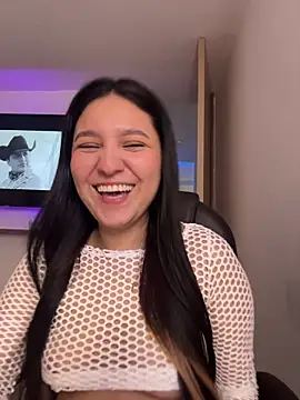 Camila sanchez25 online show from 04-09-26, 07:41