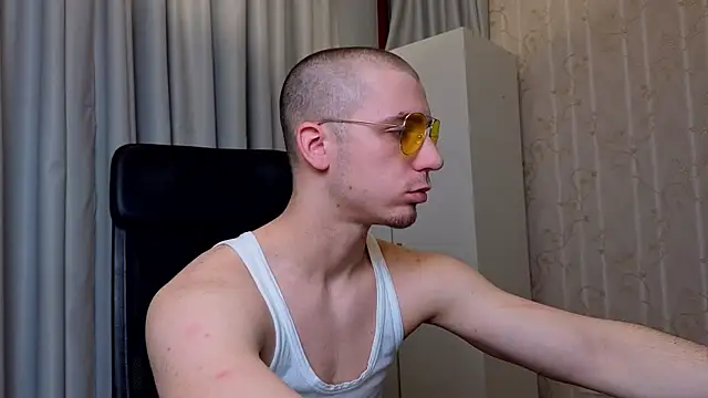 KellenWest online show from 03-31-26, 07:20