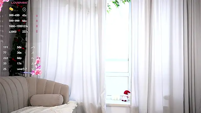 Snapshot of KarmenRasey chatting on 02-02-26, 01:21 KarmenRasey online show from 02-02-26, 01:21