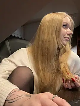 Snapshot of my_liss chatting on 03-10-26, 09:53 my liss online show from 03-10-26, 09:53