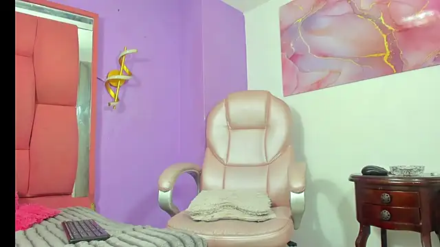 Snapshot of partyts chatting on 02-04-26, 08:58 partyts online show from 02-04-26, 08:58