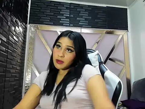 Snapshot of soffiasex68 chatting on 12-16-25, 03:55 soffiasex68 online show from 12-16-25, 03:55