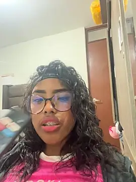 Snapshot of rulitoshot chatting on 12-16-25, 04:50 rulitoshot online show from 12-16-25, 04:50