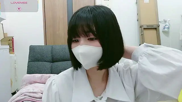 Snapshot of Rui_xoxo chatting on 01-10-26, 03:52 Rui xoxo online show from 01-10-26, 03:52