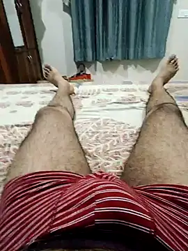Snapshot of Tall7boy7 chatting on 05-10-26, 04:56 Tall7boy7 online show from 05-10-26, 04:56