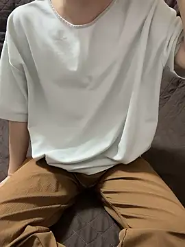 Snapshot of tubasa1216 chatting on 03-12-26, 12:11 tubasa1216 online show from 03-12-26, 12:11