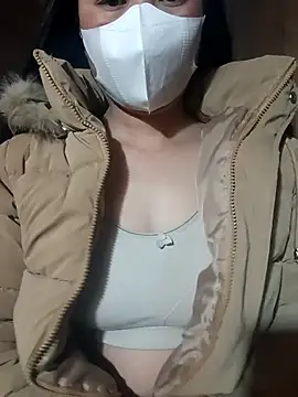 Snapshot of Chloe-ee chatting on 02-01-26, 07:07 Chloe-ee online show from 02-01-26, 07:07