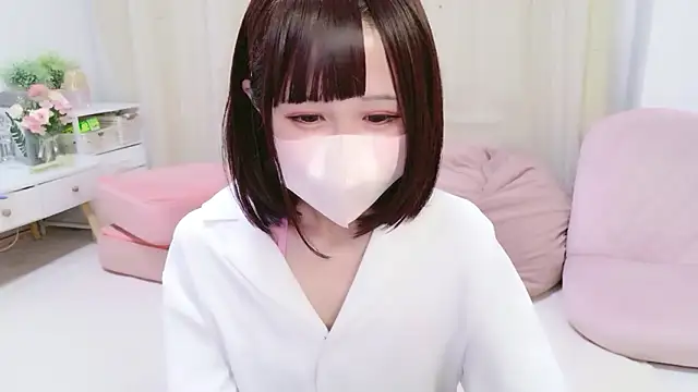 Snapshot of Nazuna_727 chatting on 07-08-26, 03:55 Nazuna 727 online show from 07-08-26, 03:55