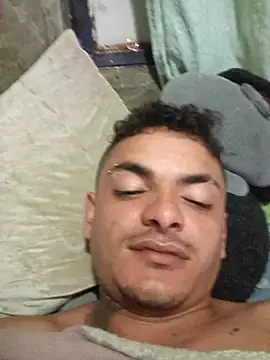Snapshot of Ardo1899 chatting on 01-12-26, 02:50 Ardo1899 online show from 01-12-26, 02:50