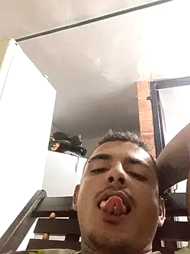 Snapshot of Ardo1899 chatting on 02-13-26, 12:34 Ardo1899 online show from 02-13-26, 12:34