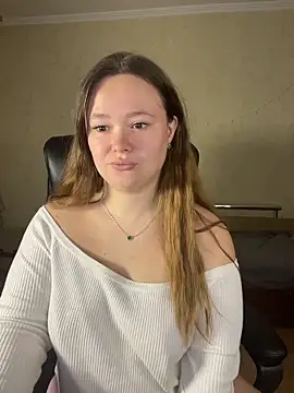 CaramelleSugarr online show from 04-18-26, 05:39