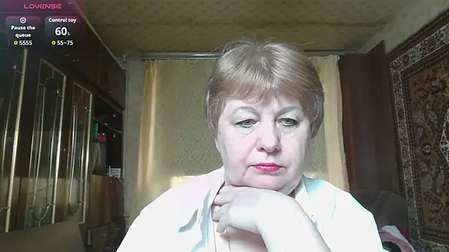 Snapshot of Casey_peach chatting on 04-24-26, 04:04 Casey peach online show from 04-24-26, 04:04