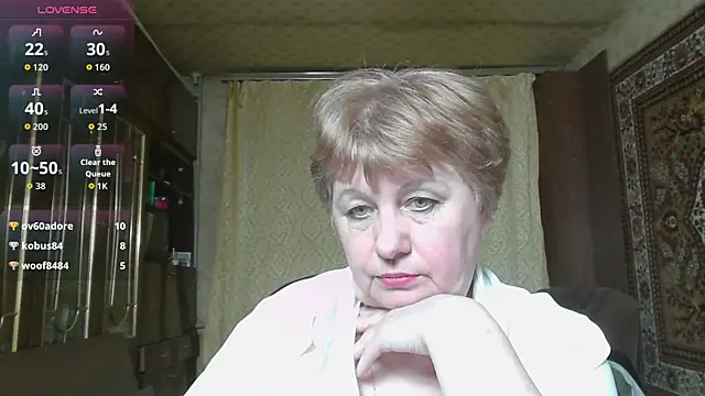 Snapshot of Casey_peach chatting on 04-24-26, 04:09 Casey peach online show from 04-24-26, 04:09