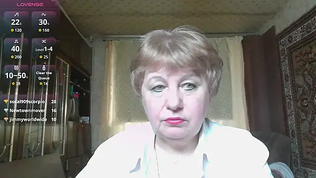 Snapshot of Casey_peach chatting on 04-25-26, 02:03 Casey peach online show from 04-25-26, 02:03