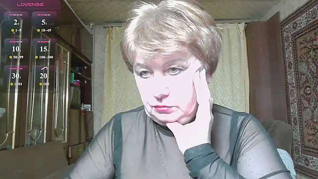 Snapshot of Casey_peach chatting on 04-29-26, 05:30 Casey peach online show from 04-29-26, 05:30