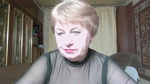 Snapshot of Casey_peach chatting on 05-02-26, 04:56 Casey peach online show from 05-02-26, 04:56