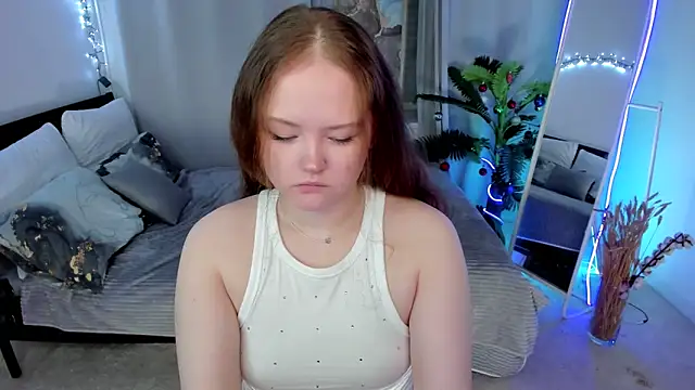 Yennefer   online show from 01-12-26, 10:31