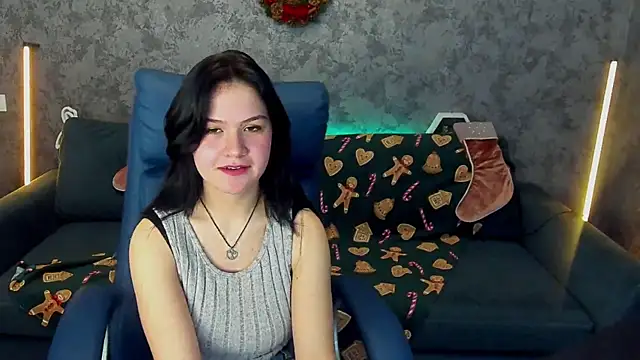 AnimeeDoll online show from 12-17-25, 02:34