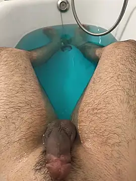 Snapshot of esmer_baran44 chatting on 01-16-26, 05:17 esmer baran44 online show from 01-16-26, 05:17