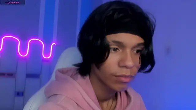 Snapshot of AndyKings_1 chatting on 02-03-26, 04:10 AndyKings 1 online show from 02-03-26, 04:10