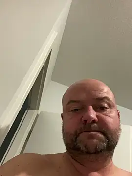 Snapshot of Tsaian670 chatting on 12-16-25, 05:29 Tsaian670 online show from 12-16-25, 05:29