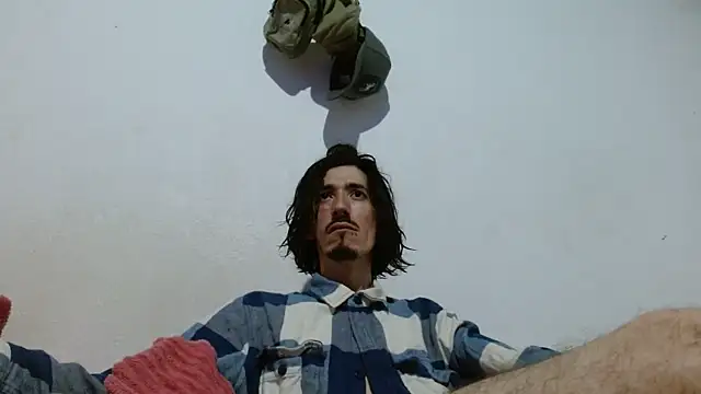 Snapshot of sk8-boy chatting on 06-27-26, 06:57 sk8-boy online show from 06-27-26, 06:57