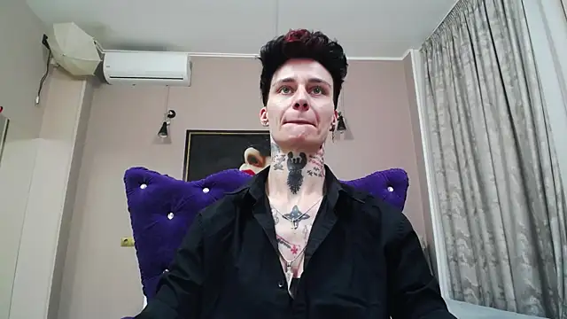 Snapshot of KennyXSX chatting on 05-26-26, 11:17 KennyXSX online show from 05-26-26, 11:17