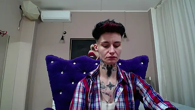 Snapshot of KennyXSX chatting on 06-05-26, 12:22 KennyXSX online show from 06-05-26, 12:22